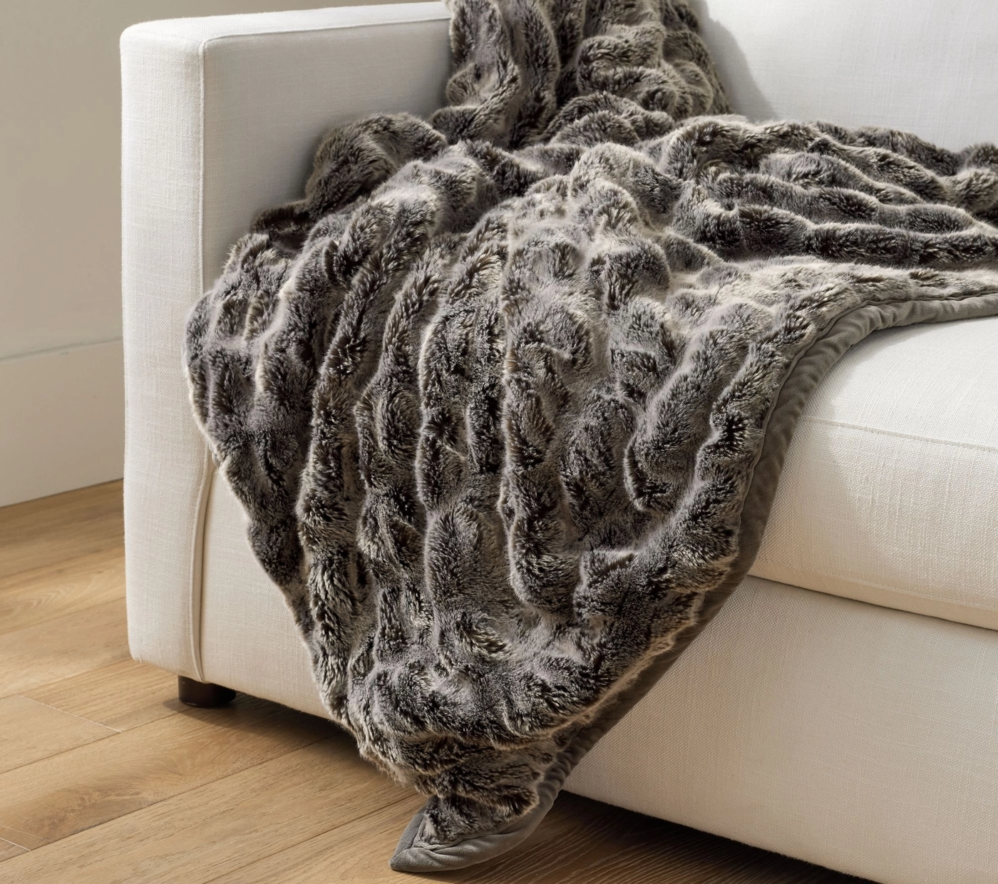Faux Fur Ruched Throw Blanket